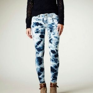American Eagle Acid Wash Jeggings Size 6